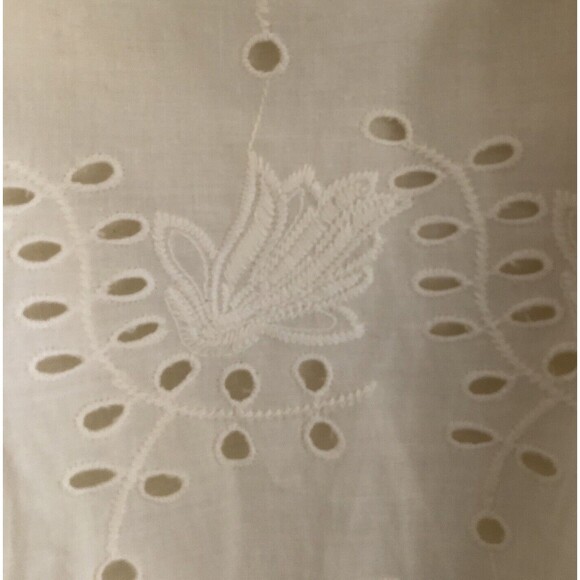 Chelsea & Theodore Eyelet Peasant Blouse Womens Size M Cream On/Off Shoulder - Picture 5 of 15